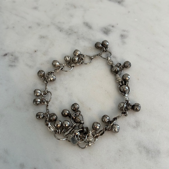 Boutique Vintage Charm Bracelet - Picture 5 of 8